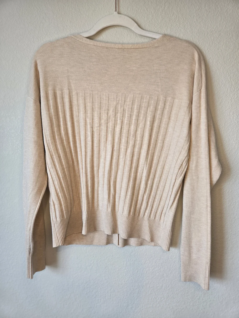 Milano beige neck